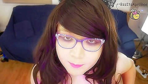 Busty brunette shows her legs in stockings in porn