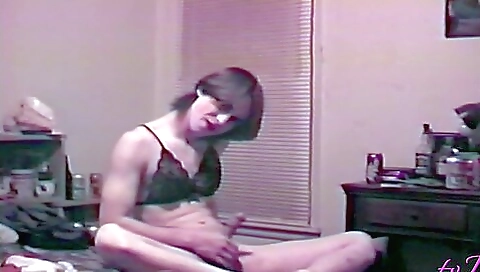 Amateur lingerie show from a brunette in stockings