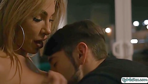 Big ass stepmom enjoys anal fucking by her stepson