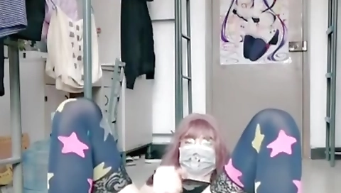 Asian teen creampie and hardcore sex in the bedroom