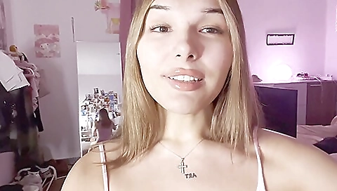 Bareback anal video with a big ass brunette 18+ girl