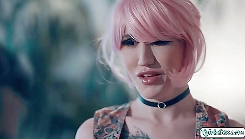 Sexy shemale has a dick and takes a dick in her anus